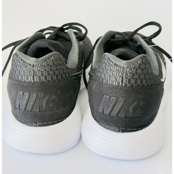 Nike Hyperdunk 2017 Low Basketball Sneakers Black White 897663-001 Men's 11.5 - Picture 3 of 6